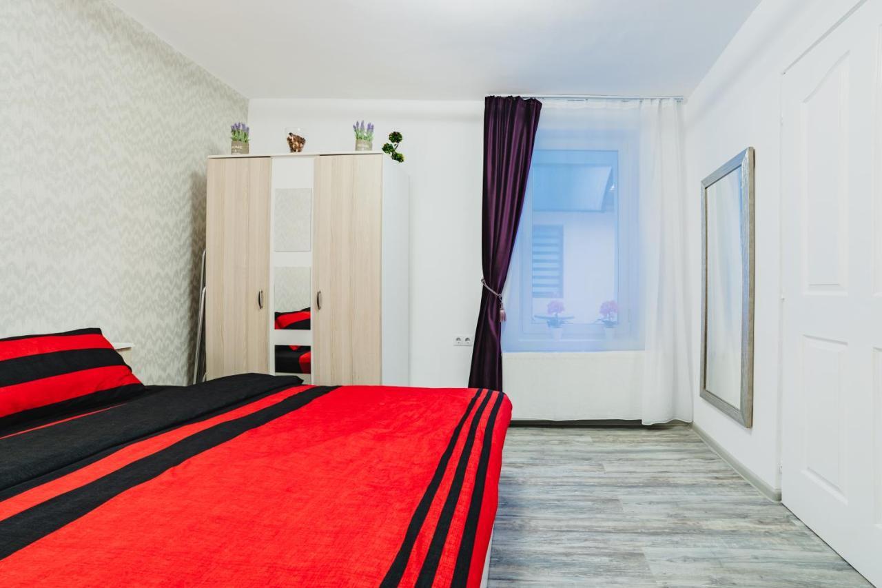 Studio Central Poarta Schei Brasov Exterior photo